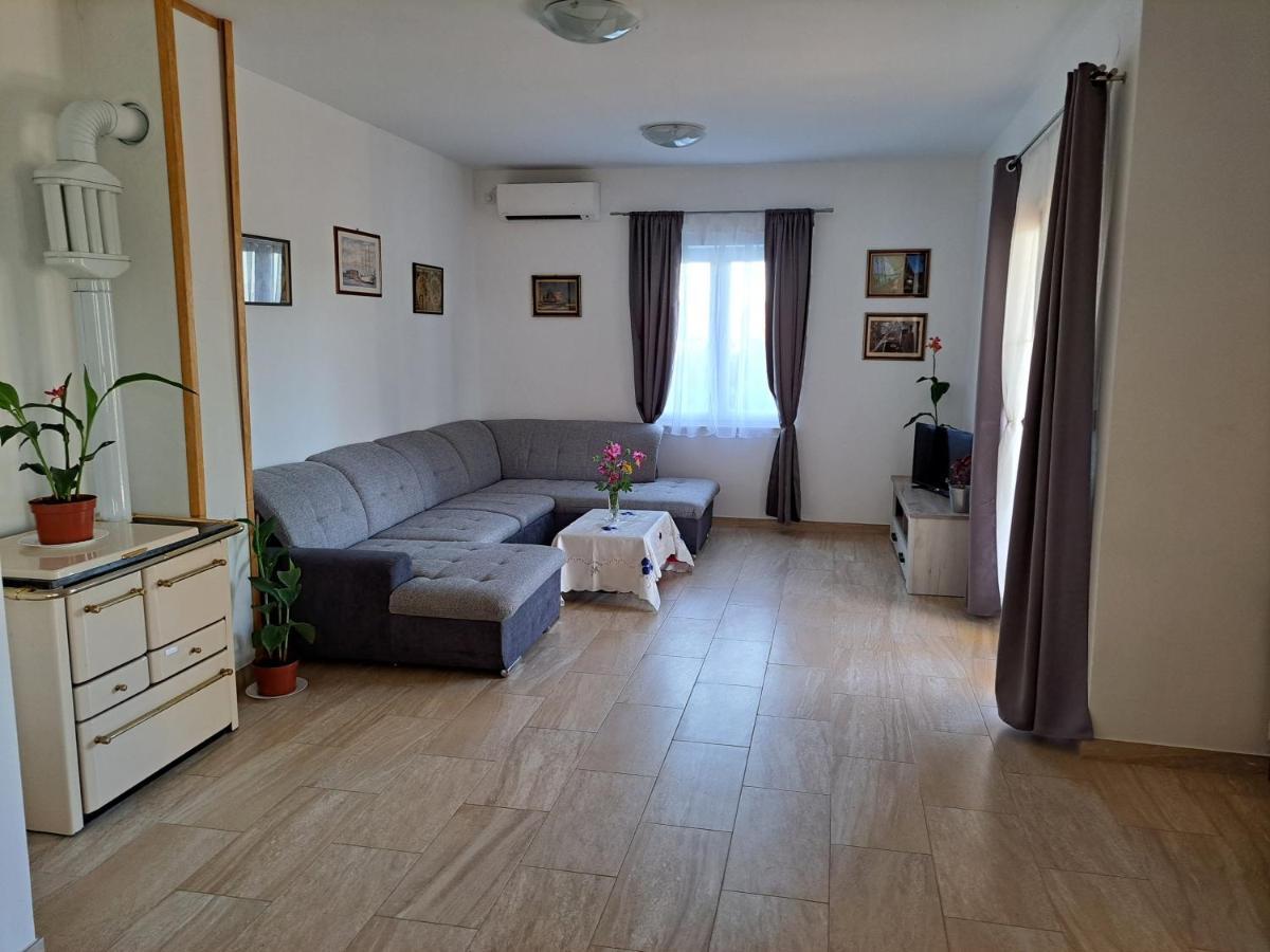 Apartment Marella Skradin Esterno foto