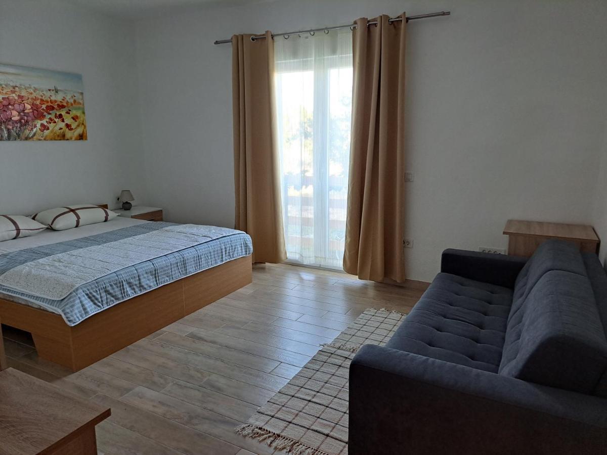 Apartment Marella Skradin Esterno foto